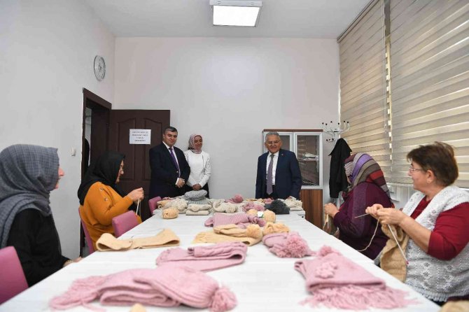"İ̇yilik Örün" Projesi Halka Halka Yayılıyor