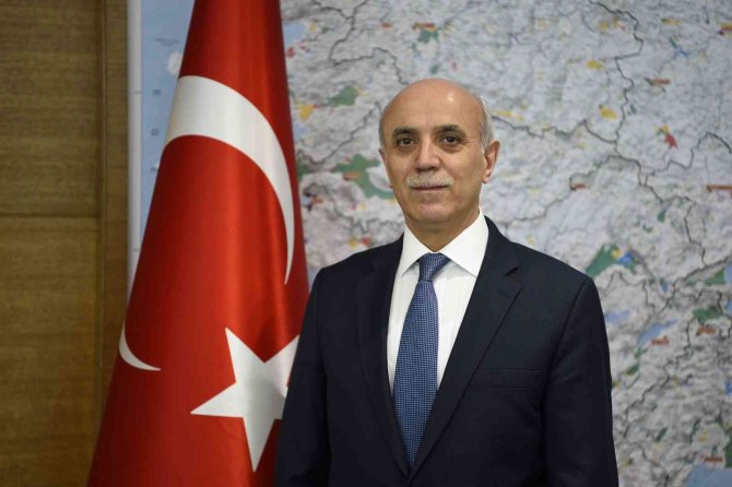 Kızılırmak Nehri’ndeki Çalışmalar İle Yerleşim Yerleri Taşkından Korunuyor