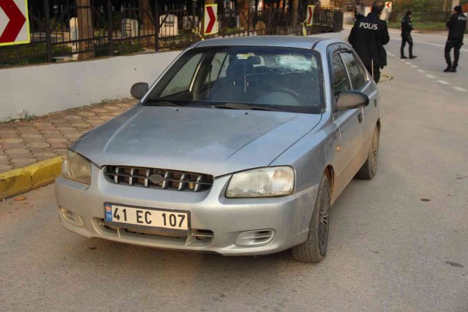 Husumetli İki Grubun Tartışması Olaylı Bitti: 3 Yaralı
