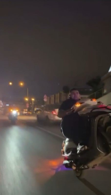 Maltepe’de Tek Teker Üstünde Çakarlı Yolculuk Kamerada