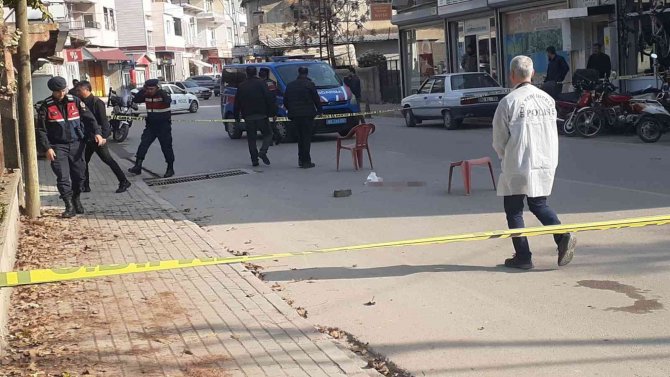 Sokak Ortasında Kavga Kanlı Bitti: 1 Ölü