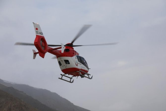 Van’da Ambulans Helikopter 2022 Yılında 112 Hasta Kurtardı