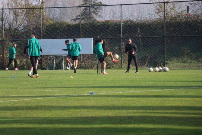 Sakaryaspor, Pendikspor Mesaisinde