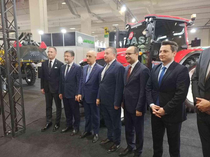 Tarım Ve Orman Bakanı Kirişci’den Traktörlere Koltuk Isıtması Tavsiyesi