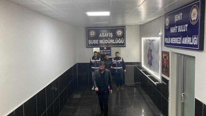 Tunceli’de Uyuşturucu Temin Etmek İçin Hırsızlık Yapan 2 Şüpheli Tutuklandı
