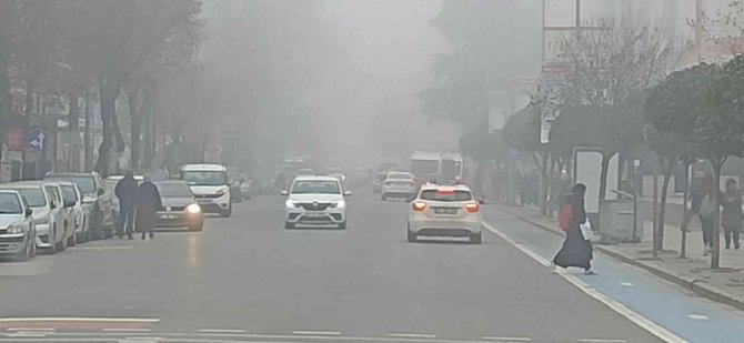 Düzce’de Sis Etkili Oluyor