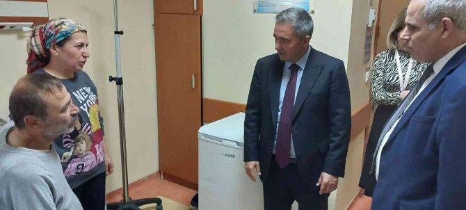 Vali Mete Buhara, Hasta Ve Refakatçılarını Dinledi