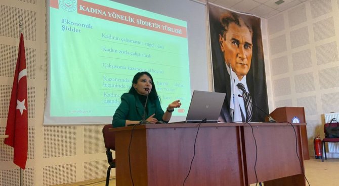 Altıntaş Myo’da İki Panel Birden