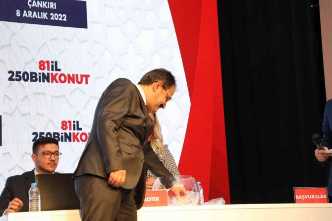 "İ̇lk Evim, İ̇lk İ̇ş Yerim" Projesinin Çankırı’daki Talihlileri Kura Çekimiyle Belirlendi