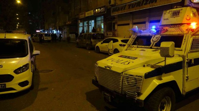 Diyarbakır’da İki Grup Arasında Silahlı Çatışma: 2 Yaralı