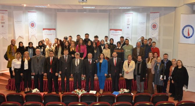 Dpü’de “Dijital Dünyada Teklif Hakları” Konulu Konferans