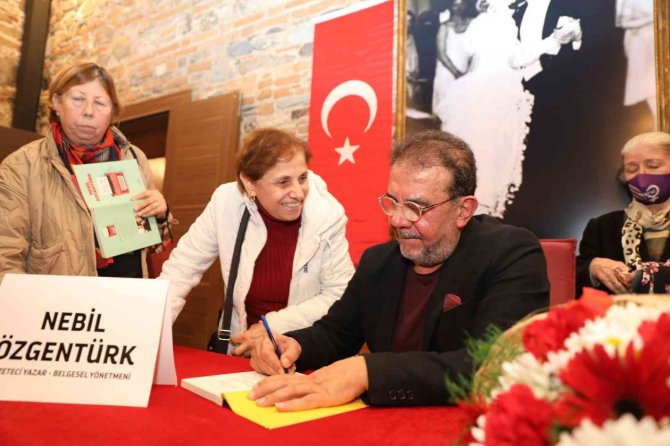 Gazeteci Ve Yazar Özgentürk Efeler’de Vatandaşlarla Buluştu