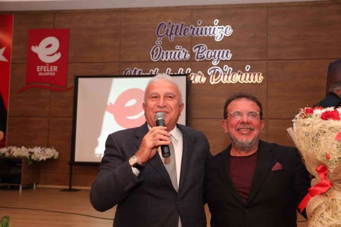 Gazeteci Ve Yazar Özgentürk Efeler’de Vatandaşlarla Buluştu