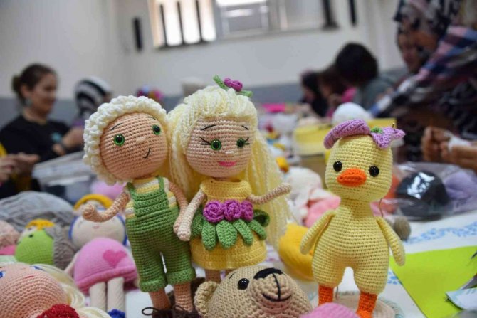 Kursiyerler Ürettikleri Ürünleri İhraç Ediyor