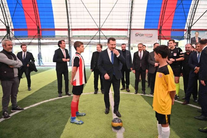 Balıkesir’de Mahalle Ligi Turnuvası Başladı