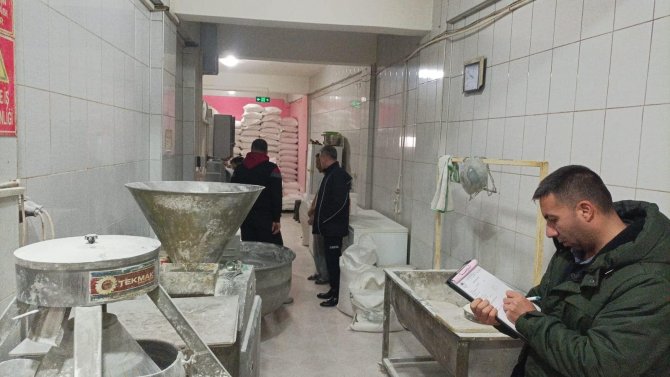 Gönen’de Zabıta Ekiplerinden Denetleme