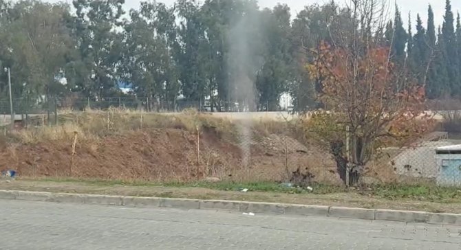 İ̇zmir’de Doğal Gaz Ana Dağıtım Borusu Delindi, Büyük Panik Yaşandı