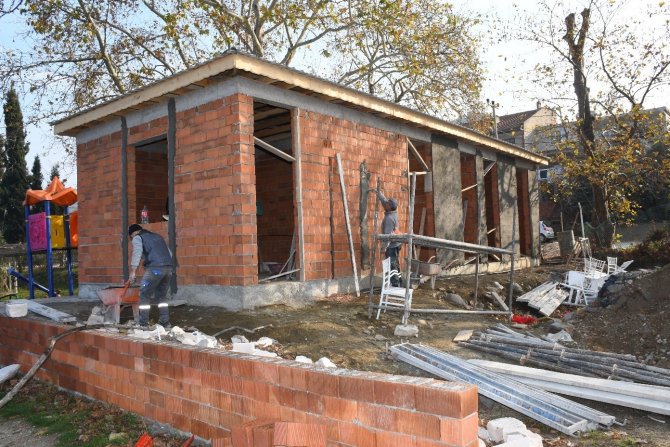 İ̇znik’te Merkezden Taşraya Çalışmalar Sürüyor
