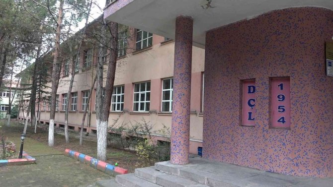 Karabük’te Depreme Dayanıksız 8 Okul Yıkılacak