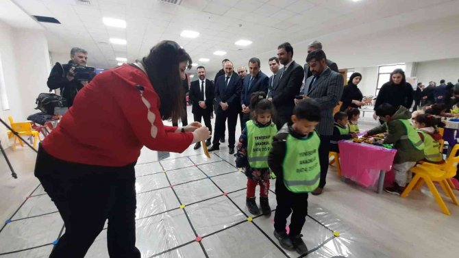 Kars’ta ‘Matematik Şenliği’ Düzenlendi