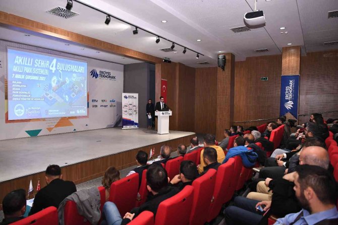 Akıllı Şehir Buluşmaları’nda "Akıllı Park Sistemleri" Konuşuldu