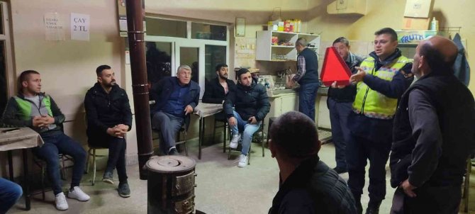 Jandarmadan "Reflektör Tak Görünür Ol" Kampanyası