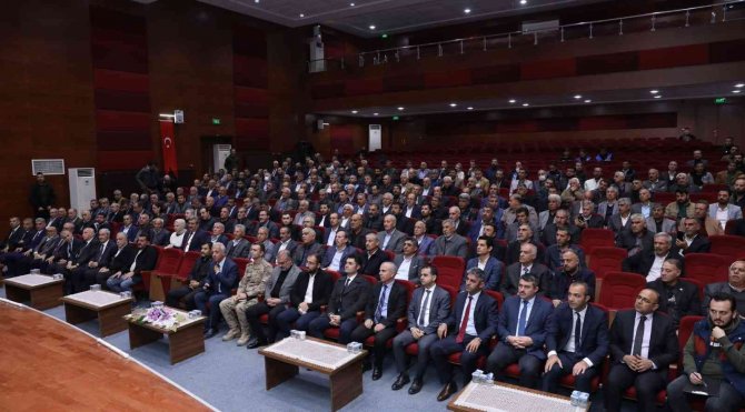 Mardin Valisi Demirtaş, Kızıltepe’de Muhtarları Dinledi