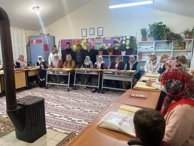 Salihli’de Köy Yaşam Merkezleri Hizmete Başladı