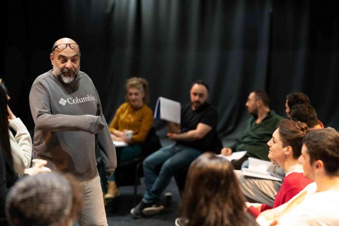 Nkt Oyuncuları Okudu, Oyun Yazarları Dinledi