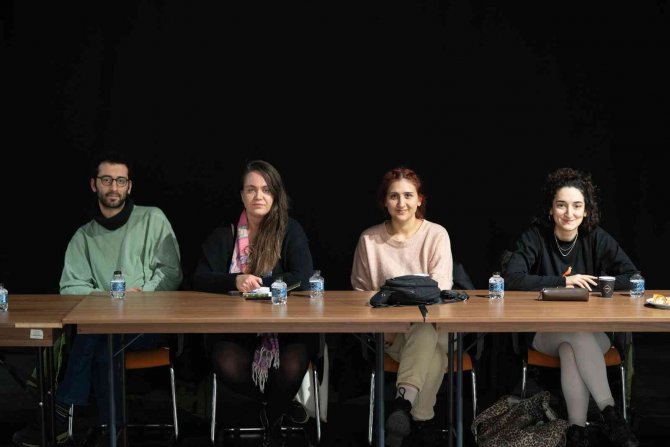 Nkt Oyuncuları Okudu, Oyun Yazarları Dinledi