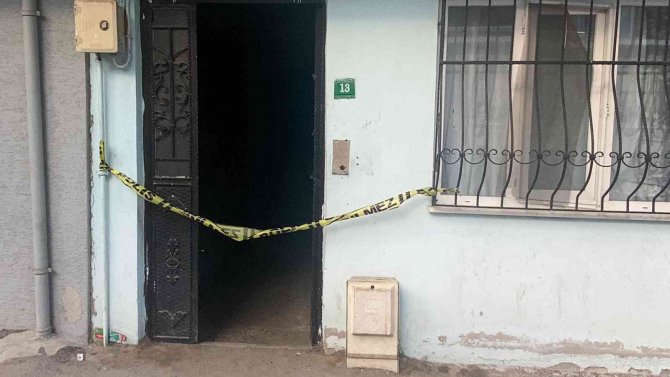 Bursa’da Komşusunun Kurşun Yağdırdığı Genç Ağır Yaralandı