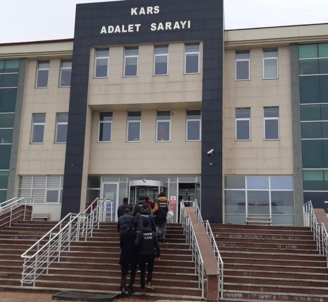 Kars’ta Uyuşturucu Tacirlerine Darbe