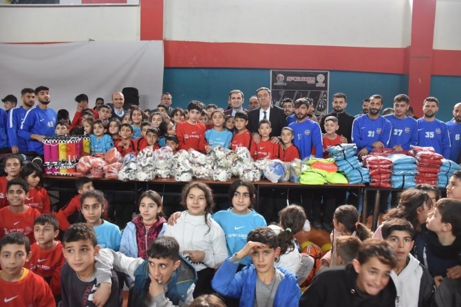 Sason’da Kitap Kurdu Ve Spor Projeleri Tanıtıldı