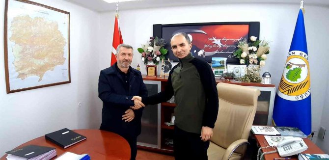 Şehit Babasını Duygulandıran Armağan