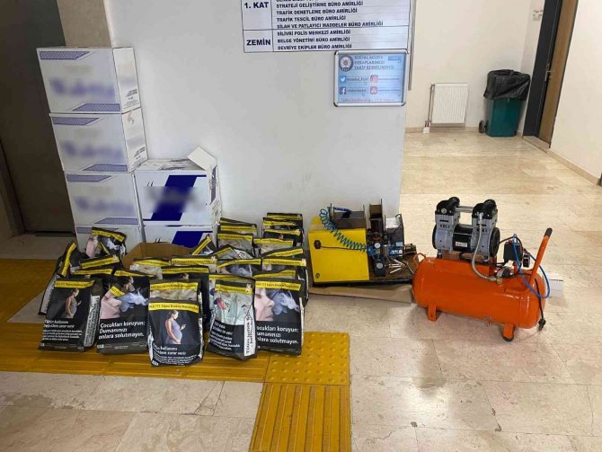 Silivri’de Kaçak Tütün Ve Sigara İmalatı Yapan 4 Şahıs Yakalandı