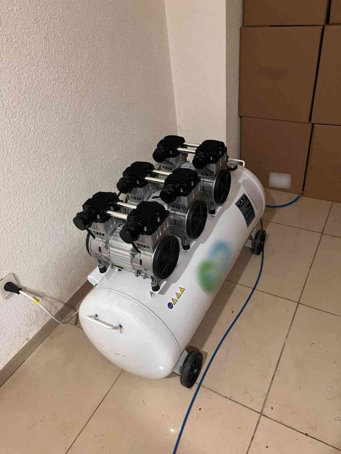 Silivri’de Kaçak Tütün Ve Sigara İmalatı Yapan 4 Şahıs Yakalandı