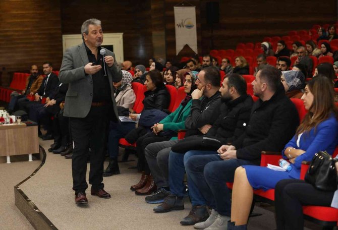 Prof. Dr. Necati Cemaloğlu: “Aileler Ve Öğretmenler Baş Model Niteliğindedir”