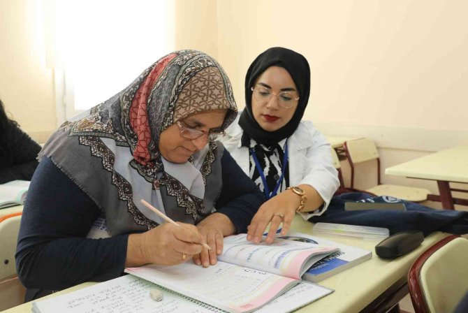 Okuma-yazma Hayalleri Gerçek Oluyor