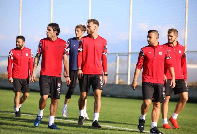 Sivasspor, Antalya’daki Son Çalışmasını Yaptı