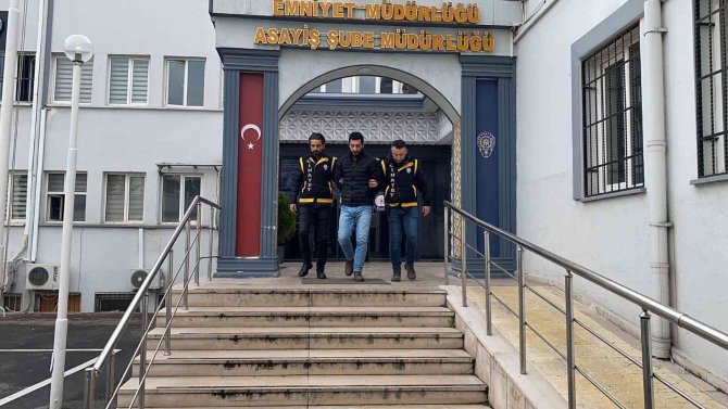 Bursa’da Çocukların Sesine Kızdı Komşunu Vurdu