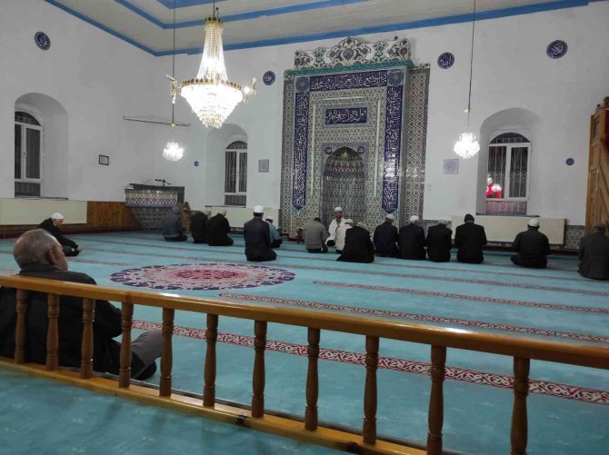 Dumlupınar’da Sabah Namazı Buluşması