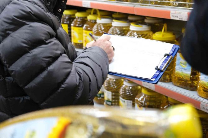 Erzincan’da Marketlerde Ürün Denetimi