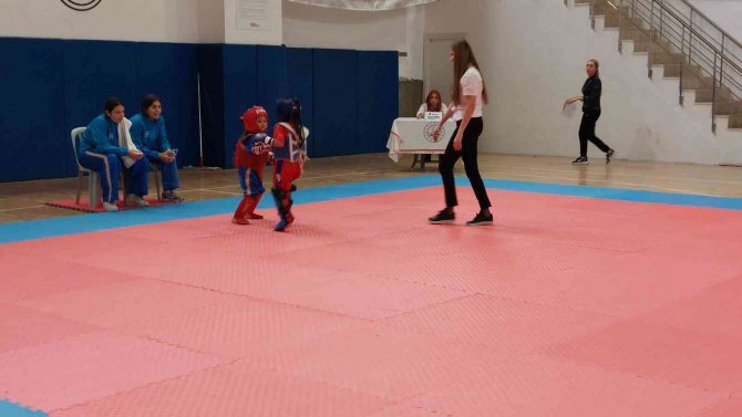 Esenler’de Sadece Kadınların Yarışacağı Wushu Şampiyonası Başladı