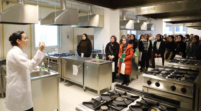 Lise Öğrencilerinden Sanko Üniversitesi’ne Ziyaret