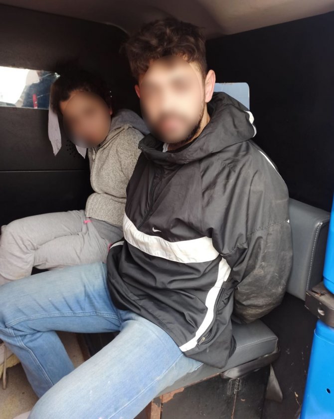İ̇zmir’de Telefon Hırsızlığı Güvenlik Kamerasına Yansıdı