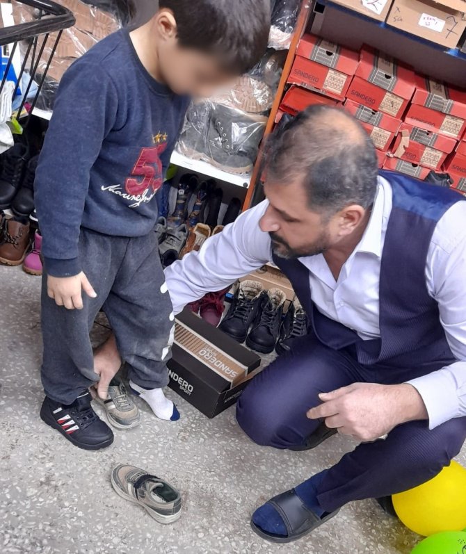 Gönüllüler Mağazası’ndan Küçük Gönülleri Isıtan Kampanya