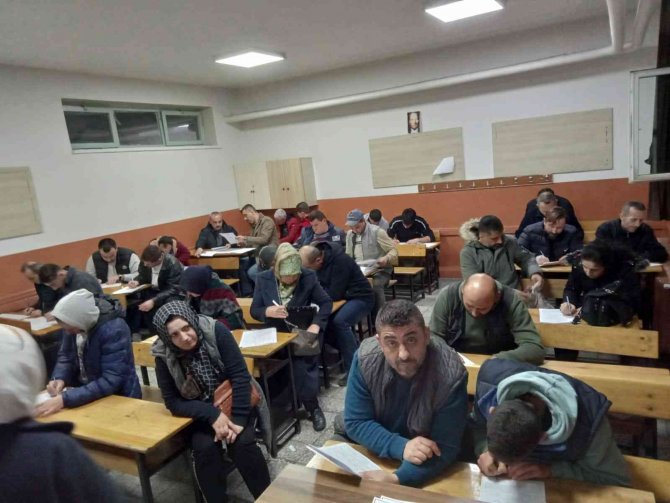 Okuldaki Kampanyada İki Çocuğa Umut Olan Bağış
