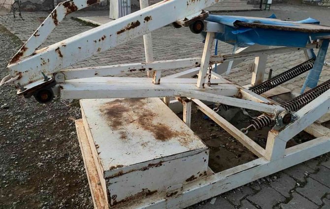 5 Yaşındaki Çocuk Basketbol Potasına Sıkışarak Öldü