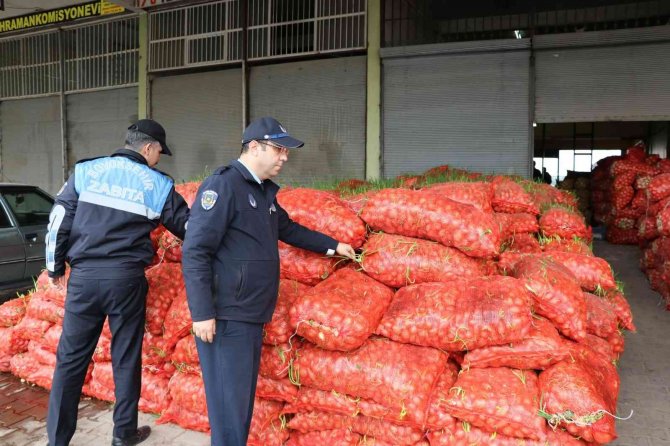 Şanlıurfa’da 22 Ton Çürümüş Soğan Ele Geçirildi