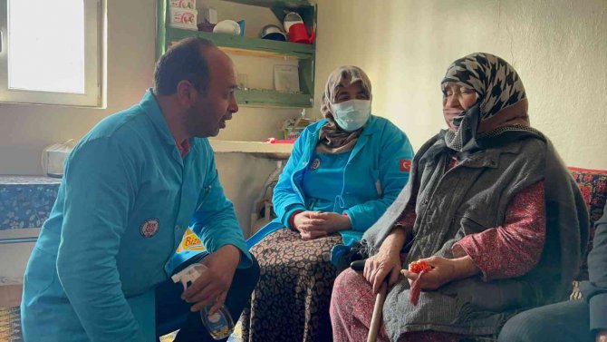 Sarıkamış’ta Yaşlı Ve Engellilere Evlerinde Hizmet Veriliyor